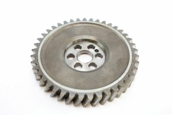 Camshaft gear