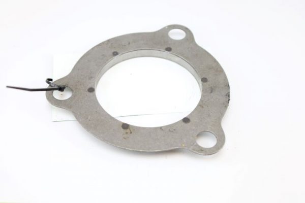 Starter motor intermediate plate